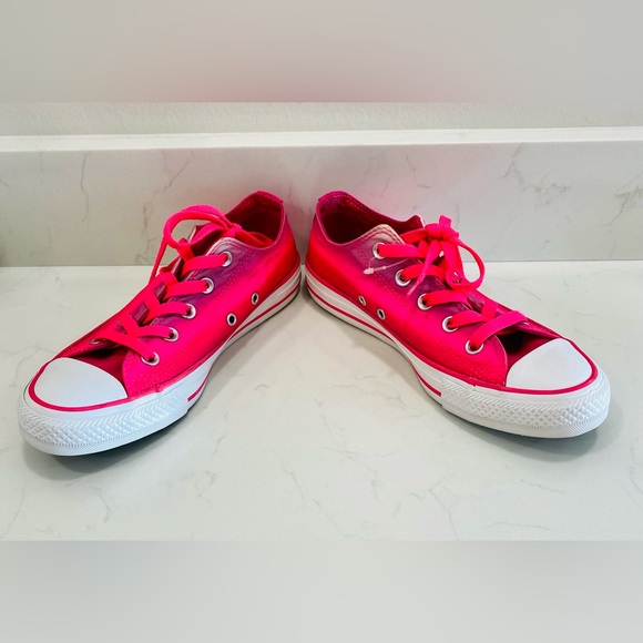 Converse Chuck Taylor All Star Pink Ombre Tie Dye Sneakers ! - Picture 2 of 5